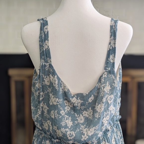 L Mine Foral Dress - Picture 5 of 7